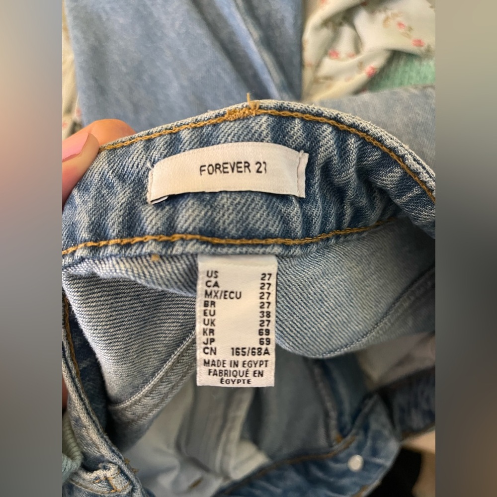 Forever 21 Blue Distressed Jeans - Picture 3 of 3
